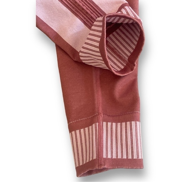 FABLETICS High-Waisted Seamless Compression Colorblock Leggings Women’s … - Picture 10 of 12